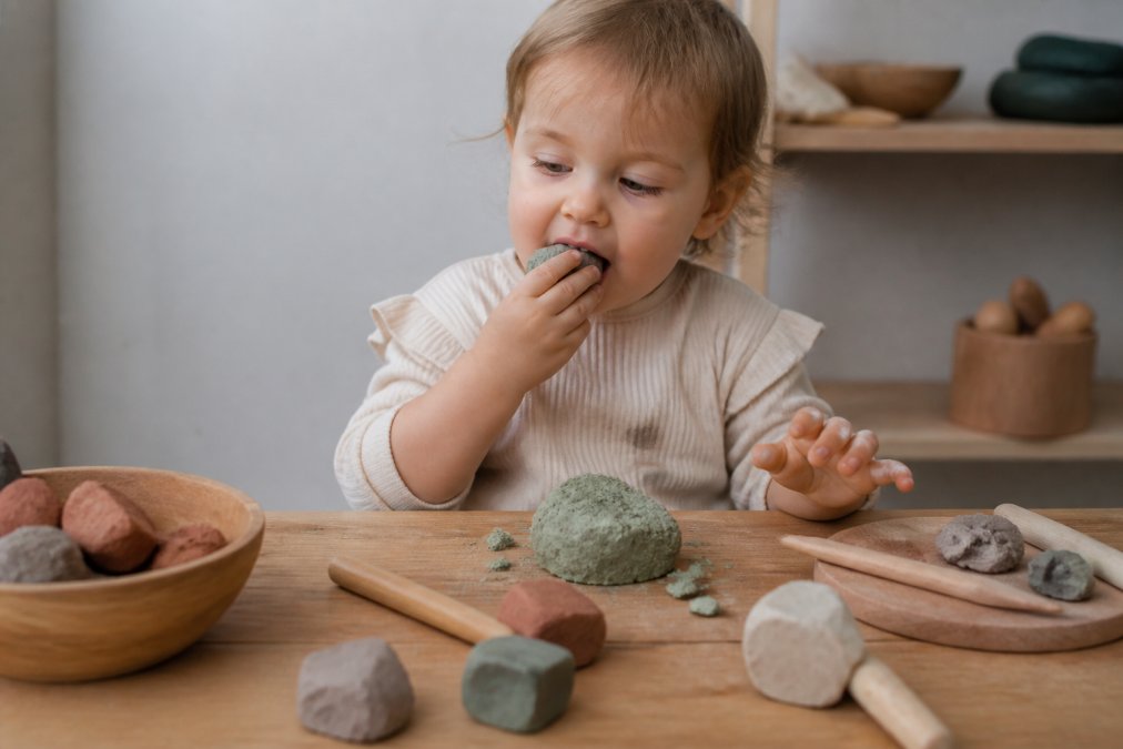 Is Natuurlijke Klei Eetbaar? Veiligheidsgids voor Ouders